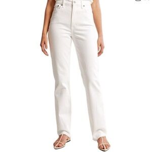 NWOT Dana Buchman Women's Off White Straight Leg Jeans, size 8